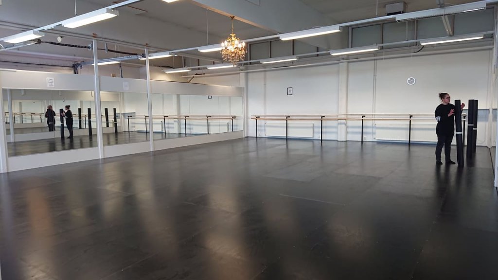 Harlequin Flexity at the Miloff Dance Institute Finland | Harlequin Europe